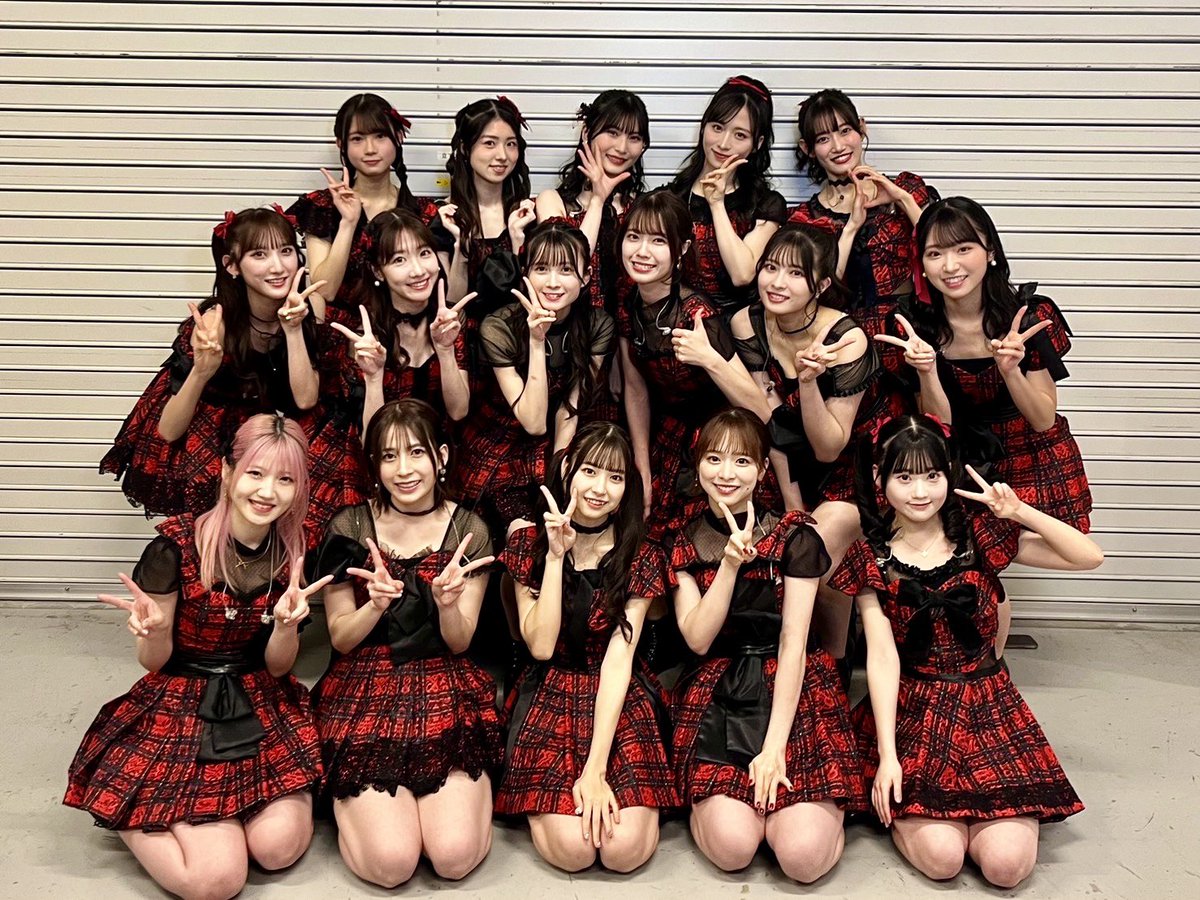 yuirii_murayama's tweet photo. 3回連続のライブ出演！
いつも応援してくれて、
推しメンランキング1位にしてくれて、
本当にありがとうございます。
新鮮な曲披露できて楽しかった🐟✨
#どっぼーんライブ https://t.co/j038VIbqvx