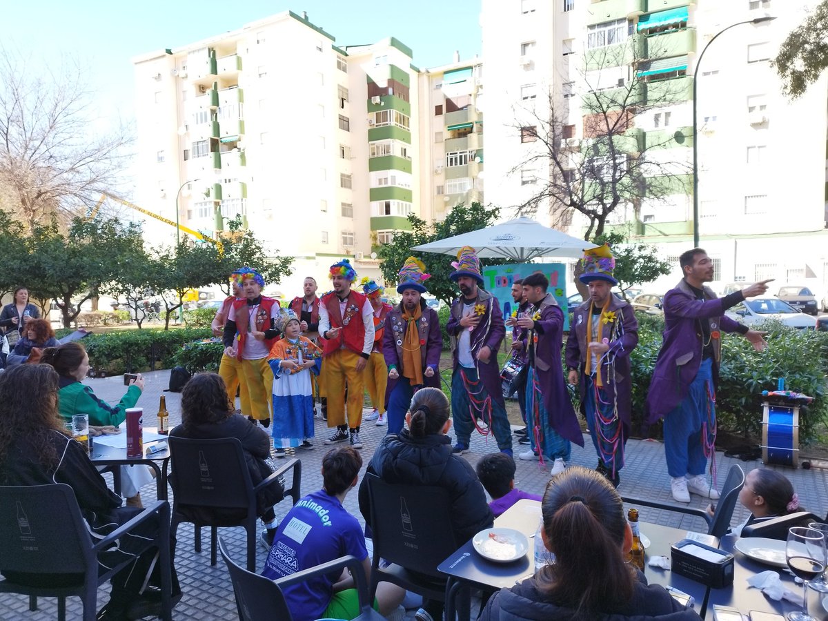 Aquí seguimos aún os podéis venir <a href="/MurgaLosLeones/">•MURGA LOS LEONES•</a> <a href="/NamNamPotiPoti/">Poti Poti</a> <a href="/CarnavalMLG/">Carnaval de Málaga</a>