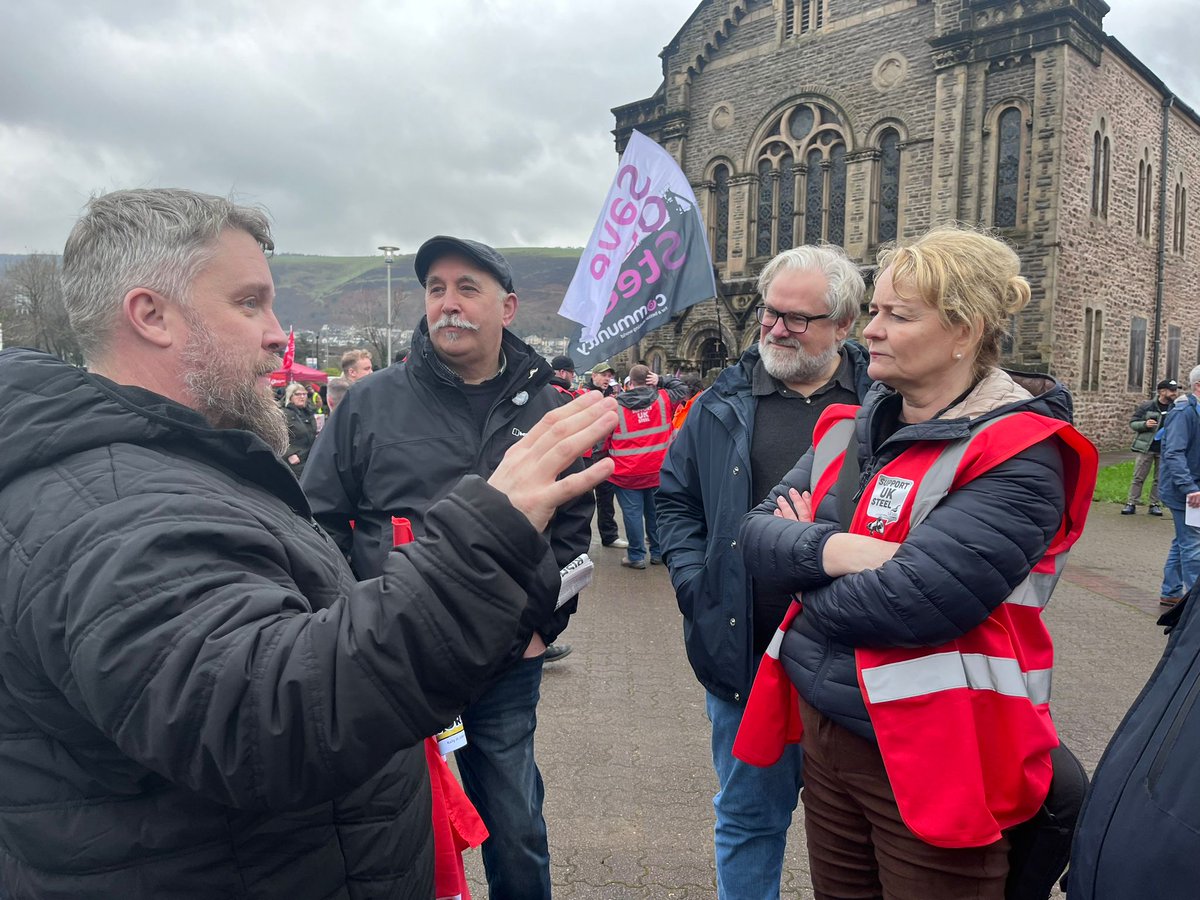 UniteSharon's tweet image. I'm here today in #PortTalbot standing with our steel workers - this is crunch time for #UKSteel and the future of this town, one that lives &amp;amp; breathes steel &amp;amp; whose voices must be heard. Tata must change direction, @unitetheunion won't stop fighting until they do. @UniteEconomy