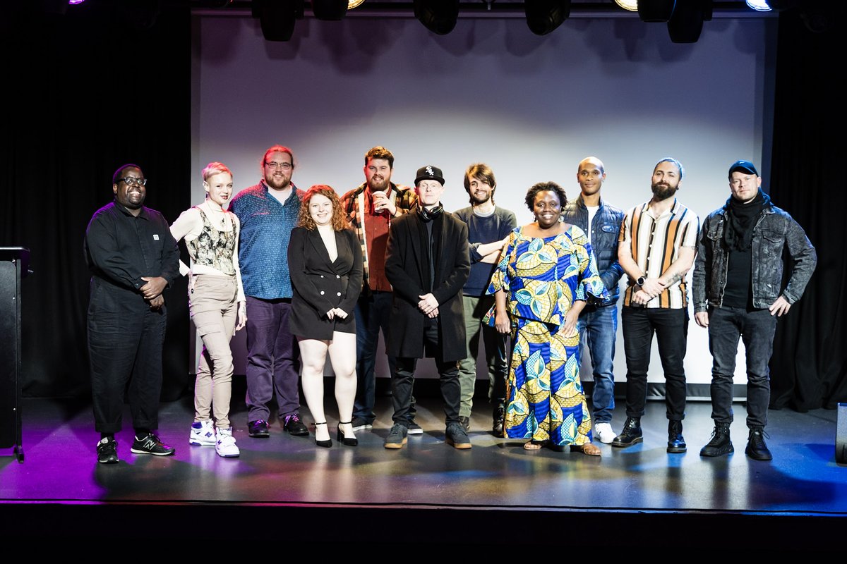 I had the pleasure of judging the final of Slamovision late last year, alongside @Abiodun_Abdul01, and @JakeWildHall. Congrats to Esther Koch for winning the event, and a big thanks to @BeckyCullen, and Hannah Trevarthen and Katy Birch at @NottmCityOfLit for the opportunity!