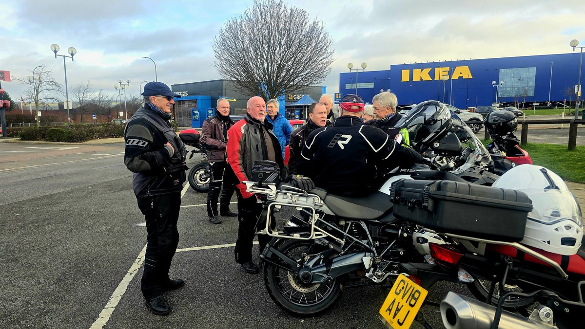 Sheff_IAMBike's tweet photo. SAM Saturday Meet - 17 February 2024
#sheffieldadvancedmotorcyclists #sam #iamroadsmart #iam #IPSGA #advancedmotorcyclists #roadsafety #survivalskills #advancedskills #advancedtraining #roadcraft #ridertraining #advancedroadcraft  #motorcyclists #bikeclub #bikers #riders #members https://t.co/RDwf0fdVgv