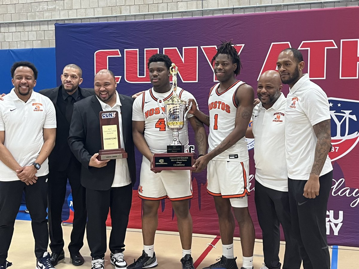 LinacreMedia's tweet image. Hostos X 2️⃣‼️ 

Always happy to rep the student-athletes of #NYC — here in our tenth-straight season of @CUNYAC Championships‼️🏀🏆

#NYC #CUNYCHAMPS #TheCityPlaysHere  #LinacreMediaOnTV 🗽🏆🎥📺🎛🎙🇺🇸