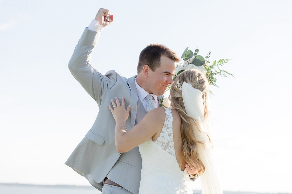 It’s time to celebrate! Wedding show season is HERE! Tomorrow, we will be at the Chase Center on the Wilmington Riverfront. Come say hi and keep us company. I look forward to seeing you there!