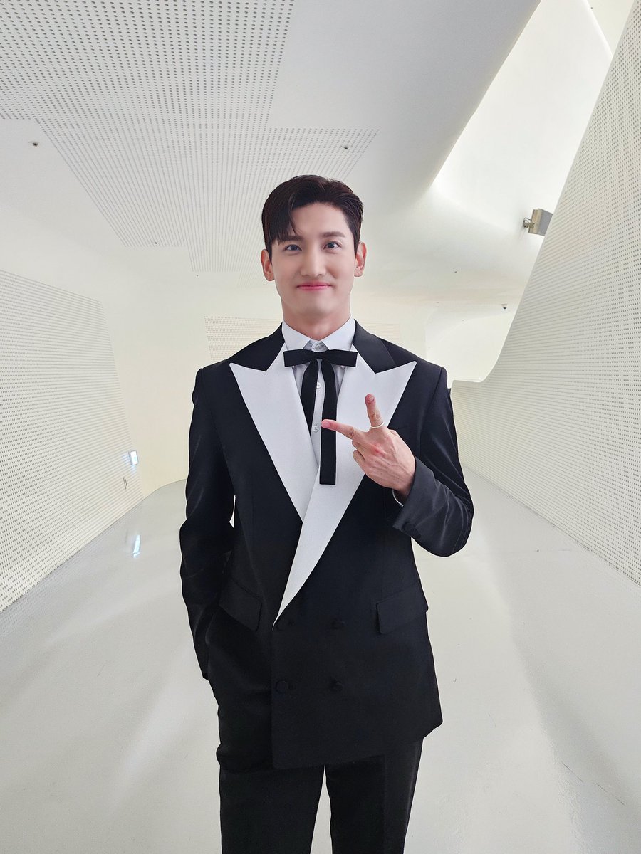 TVXQ's tweet photo. 2024.02.17 
🏆Hanteo Music Awards 2023✨

#최강창민 #MAXCHANGMIN
#동방신기 #TVXQ! #東方神起
#Hanteo_Music_Awards #한터뮤직어워즈 https://t.co/Q7Sz49KxYX