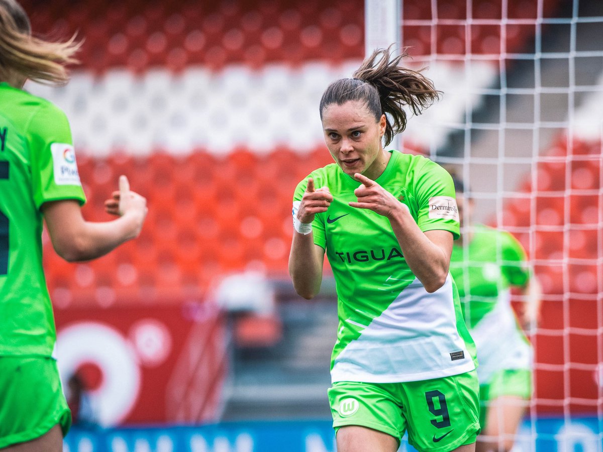 VfL_Frauen's tweet photo. Hier kommen …
… Highlights ➡️ https://t.co/7f73bswKbv
… Spielbericht ➡️ https://t.co/JEZtOnzA1g
… Stimmen ➡️ https://t.co/poERCS76GQ
#FCNWOB #VfLWolfsburg #Wölfinnen #VfLWolfsburgFrauen https://t.co/ILyowhsf2t