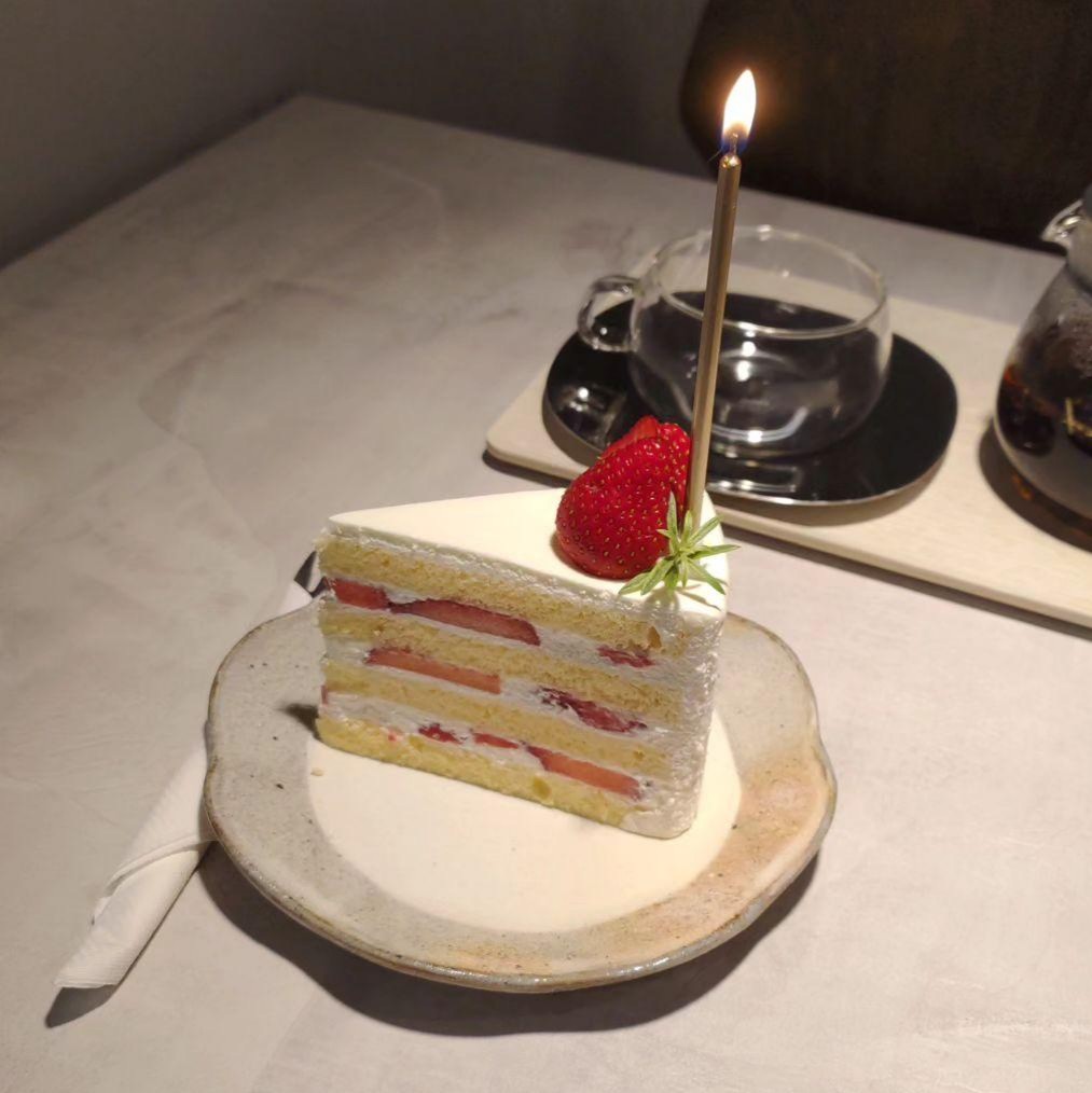 Mixxmilk_'s tweet photo. 🥳🎂
わいー
今日は私の誕生日だ! https://t.co/G5hf772DA4