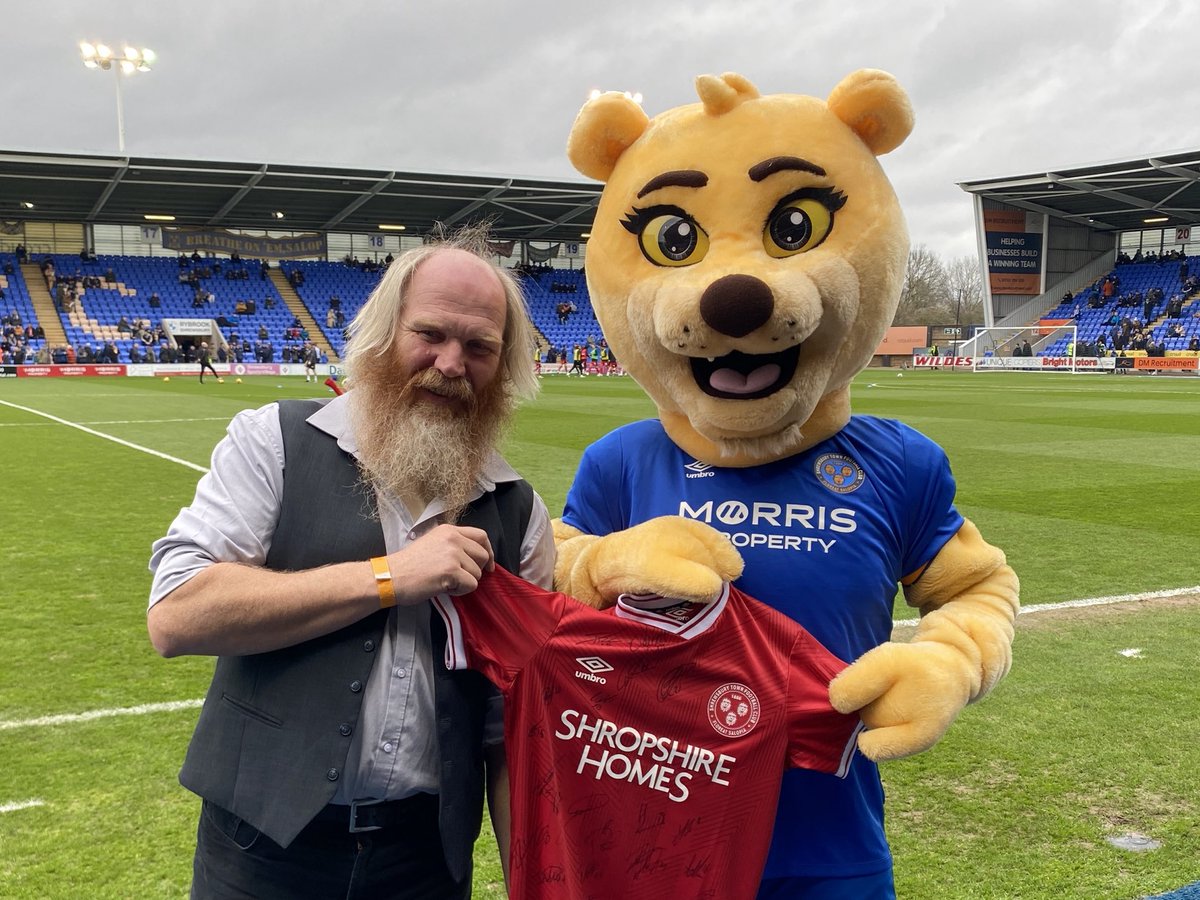 Shrews Commercial (@stfccommercial) on Twitter photo Today’s match sponsor is Les Kynaston Garden Design !
Everyone at <a href="/shrewsburytown/">Shrewsbury Town FC</a> appreciates your support Les , hope you enjoy your day with us!
#Salop Today’s match sponsor is Les Kynaston Garden Design !
Everyone at <a href="/shrewsburytown/">Shrewsbury Town FC</a> appreciates your support Les , hope you enjoy your day with us!
#Salop