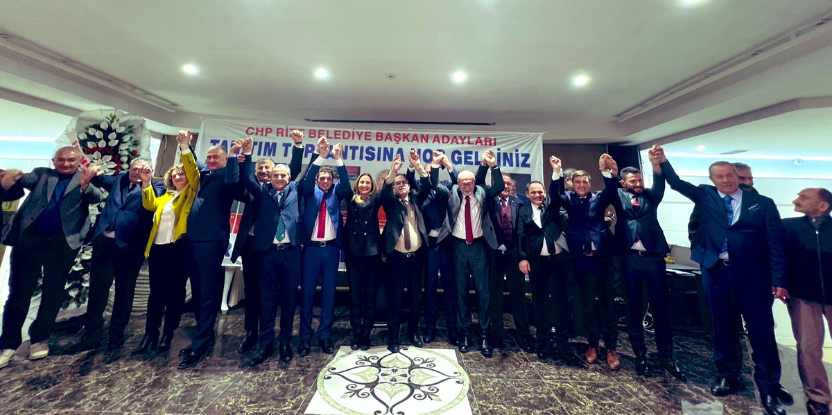 Önceki Dönem Genel Başkanımız @karayalcin_, PM Üyemiz @ecevitkeleschp , PM Üyemiz @BerkerEsen , Rize Milletvekilimiz @tahsinocakli , Rize İl Başkanımız @saltukdeniz ve Yenimahalle Belediye Başkanımız @fethiyasar ile Rize Belediye Başkan Aday tanıtım toplantısındaydık. Bütün…