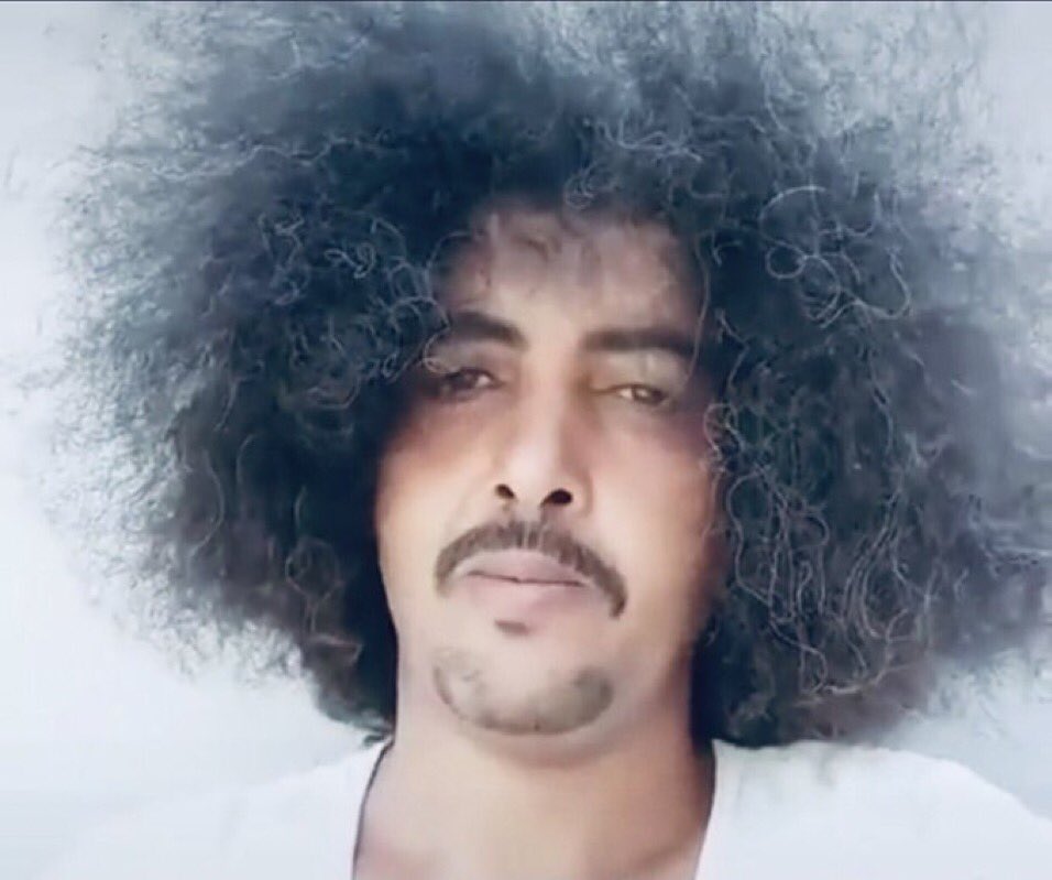 banate37's tweet photo. @aimen_alkarimi روح مشط شعرك بس اللي اكنه زعافه نشيل بيها العنكبوت من الجدران بعدين تعال تكلم علي بناتنا والله الاجر لبناتنا مو لك https://t.co/nO45wA5uRJ
