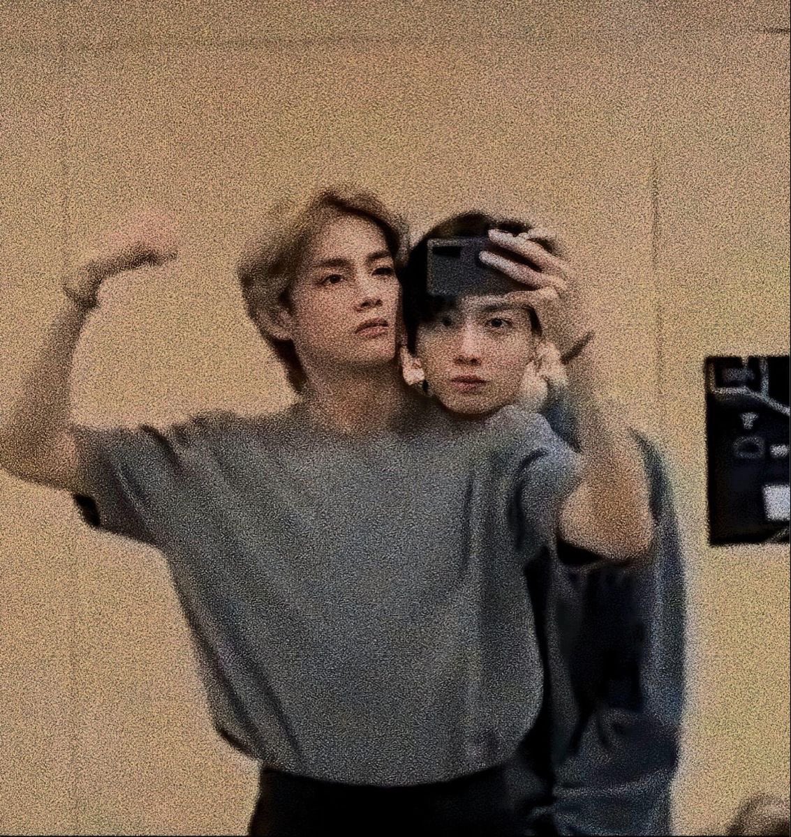 cai ♡ (@myyoukv) on Twitter photo 