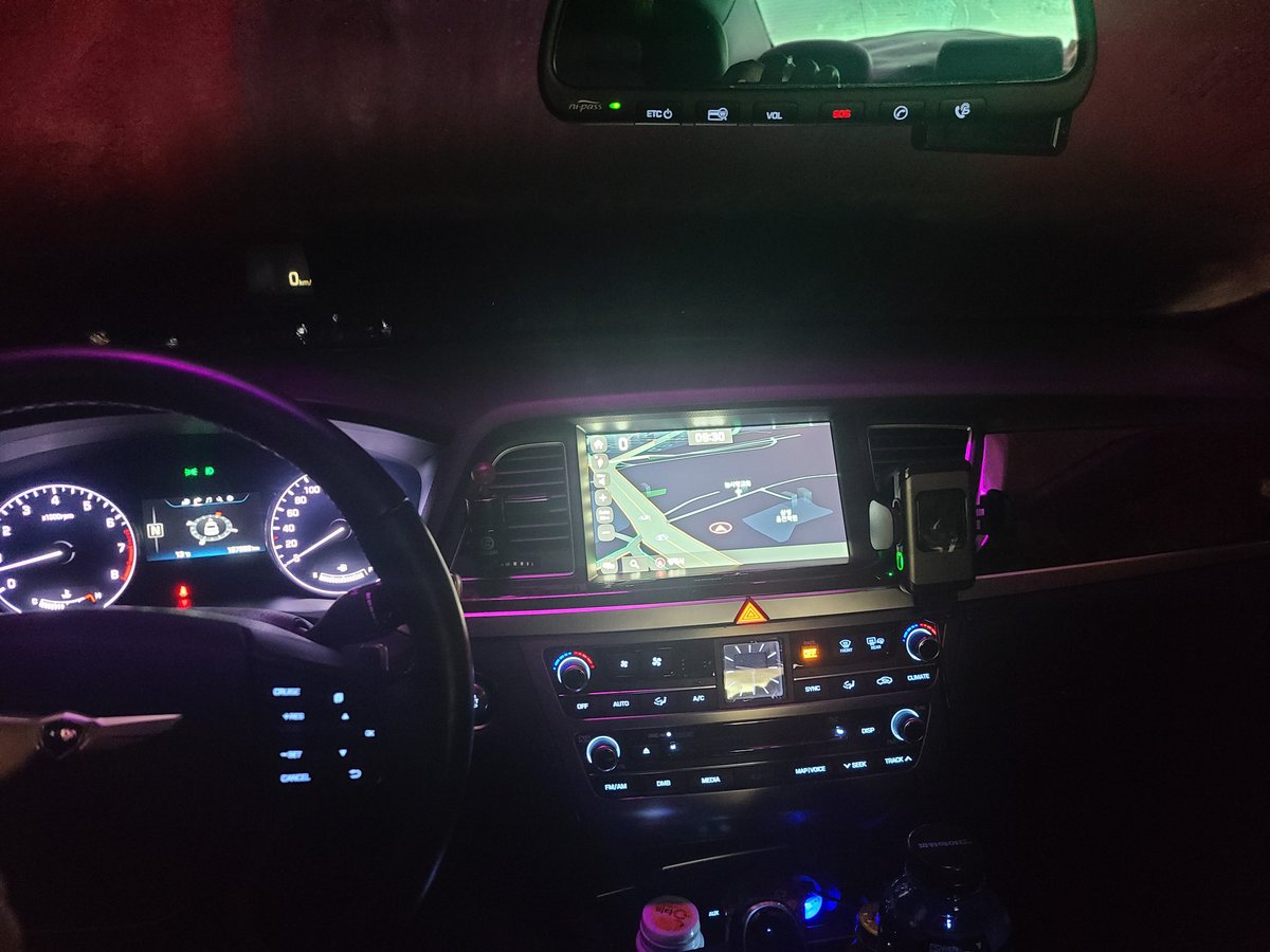 날씨가 좋았어서 세차했는데 ...
세차장 안 분위기가 좋아서
찰칵~~

#cd #crossdressers #ladyboy #transgender #shemale #touch #女裝 #女裝子 #男の娘 #시디 #쉬멜 #트젠  #여장 #바이 #페티쉬 #마사지 #청주 #청주시디 #청주cd  #세차