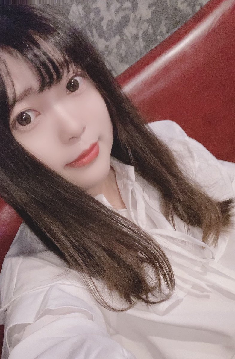 shizukusan_0913's tweet photo. 前髪がスカスカ！！！

お待ちしております( *´꒳`* )🌙*.｡

のみにきてね！！！ https://t.co/yvZbtfeYRp