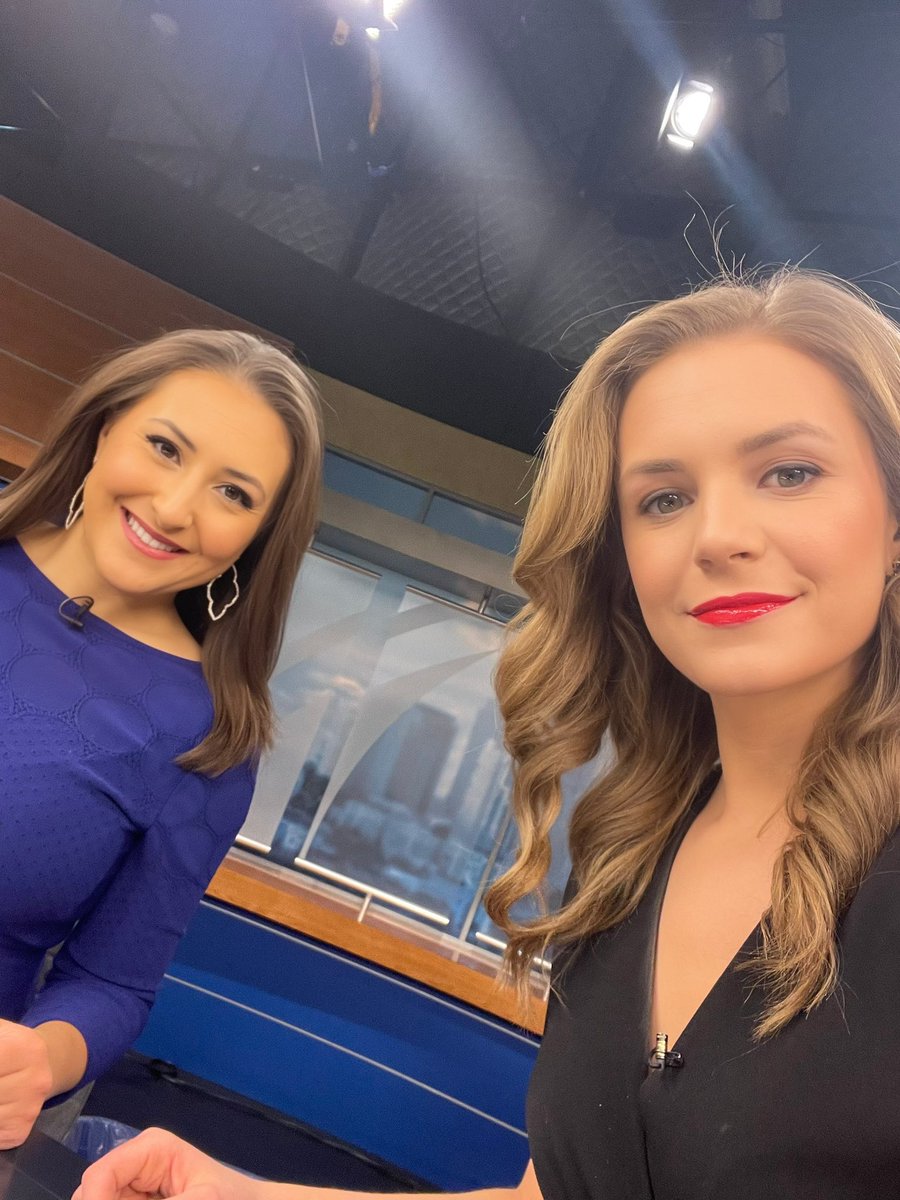 madithemet's tweet image. IT’S THE WEEKEND! Join @GinaWSOC9 and I until 8A for a look at the cooler (but mild 😉) weekend ahead @wsoctv