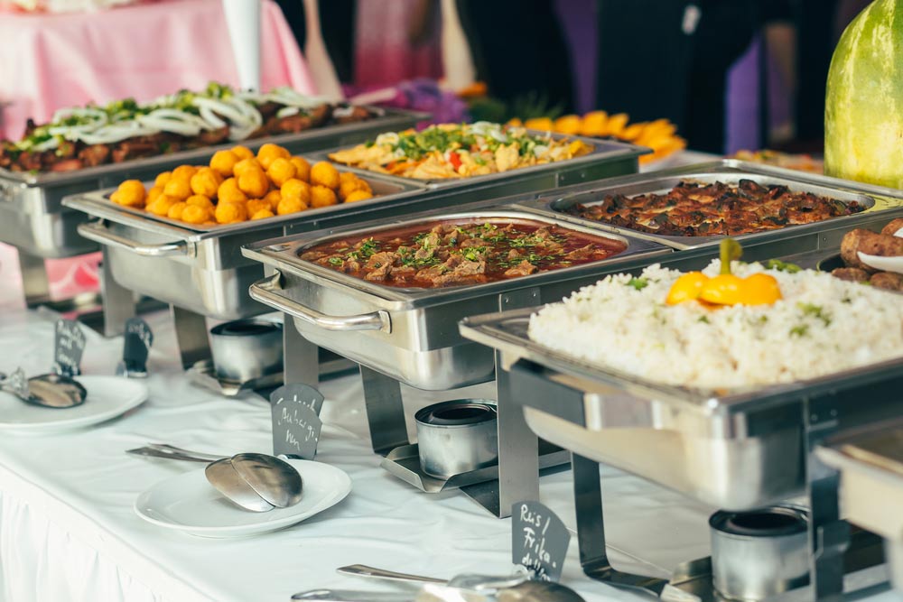 sajo_mwaihabi's tweet photo. Kuna dada mmoja kutoka mkoa fulani, anafanya biashara za catering services alinicheki Juni mwaka jana akipitia changamoto kubwa sana katika Biashara.

Yaaani Washindani ni wengi sana na wengi wanapeana kwa kufahamiana

NA HIVI NDIVYO TULIVYO SOLVE HADI KUPATA DILI MFULULU

 👇🏾🧵 https://t.co/h68M8BxTKH
