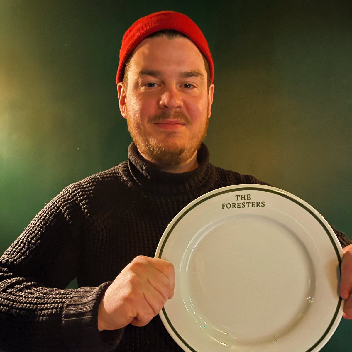 This is our Ste, he’s written a ruddy brilliant food menu for The Foresters.

Basically, it’s bangin’ pub classics dialled up with really excellent ingredients. 

He’ll be serving it up from midday today if you fancy it?