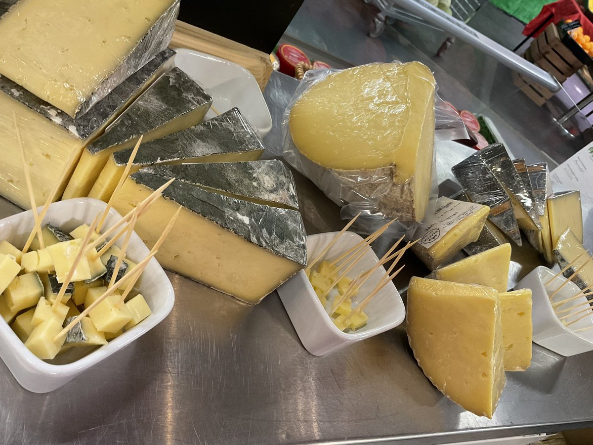 It’s SAMPLE SATURDAY! Come along and try some new cheeses! #InStroud #samplesaturday #cheeselover #cheese #trysomethingnew