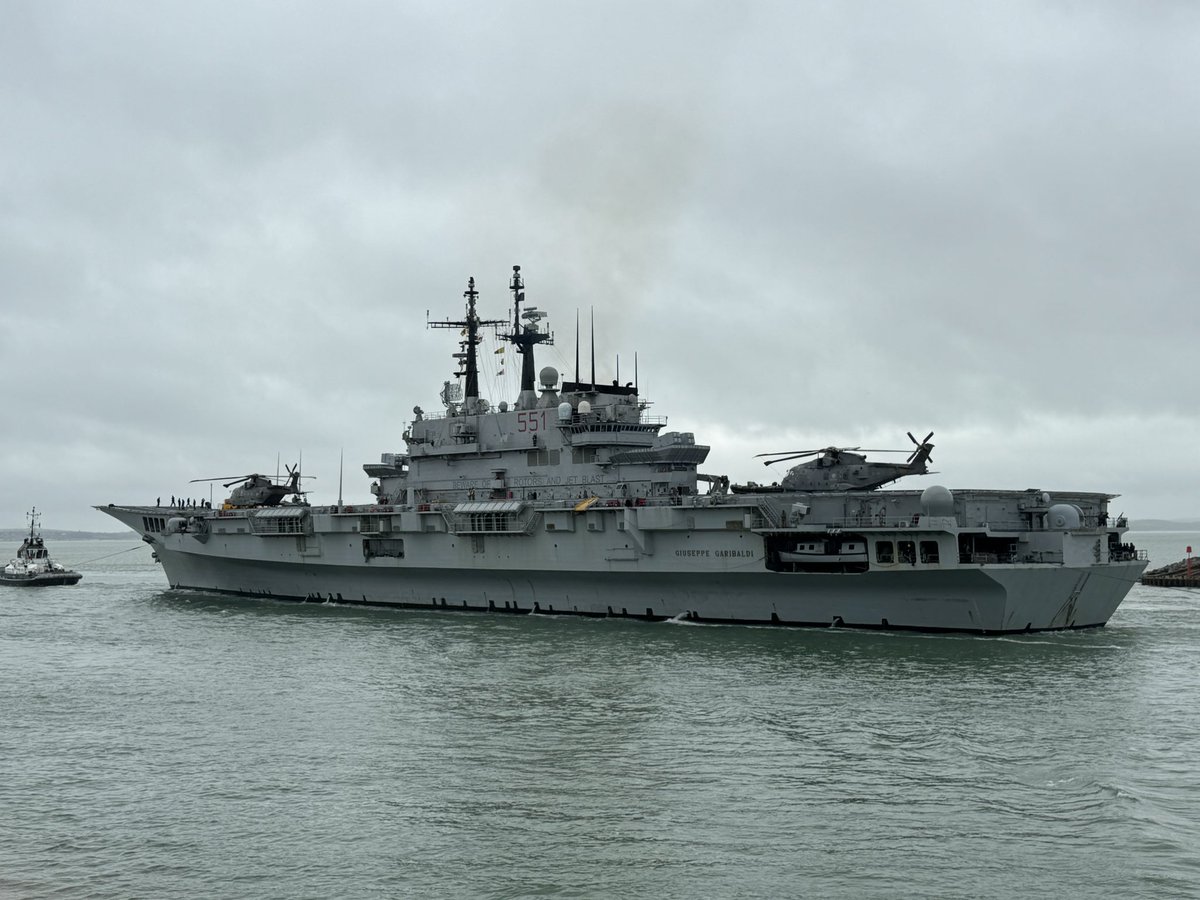 alisdairtaylor's tweet photo. ITS Giuseppe Garibaldi - Italian Carrier departs Portsmouth Harbour.
#ItalianNavy Ship will sail to take part in NATO training operation #SteadfastDefender24
🇮🇹🇬🇧⚓️ https://t.co/1AEb9cb63z