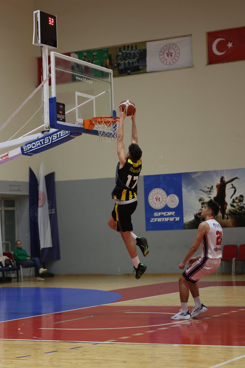 İstanbul Ticaret Odası Spor Kulübü U18 A Genç Basketbol Takımı, Bahçeşehir Koleji'ni 91-70 mağlup etti. Takım, bu galibiyet ile İstanbul Şampiyonluğu'nu elde etti. 

İstanbul Şampiyonu olan <a href="/ito_sporkulubu/">İTO SPOR KULÜBÜ</a> U18 A Genç Basketbol Takımı'nı tebrik ediyor, Türkiye Şampiyonası'nda