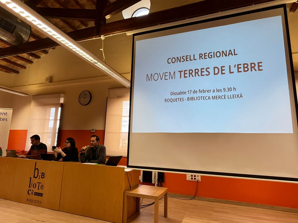 Este matí treball a #Roquetes en el IV Consell Regional de <a href="/MovemTE/">Movem</a> amb els companys i companyes  del territori debatent sobre temes d'interès per a les Terres de l'Ebre com ça defensa de l'agricultura i el nou hospital. #movemterresdelebre