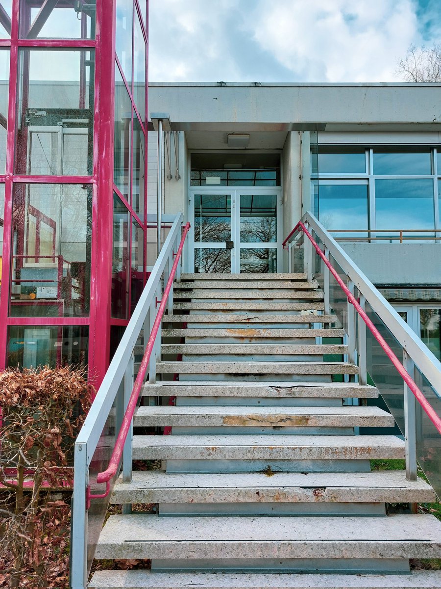 #stairs #architecture #city #urban #up #60s #70s #80s #heiderhof #bonn #germany