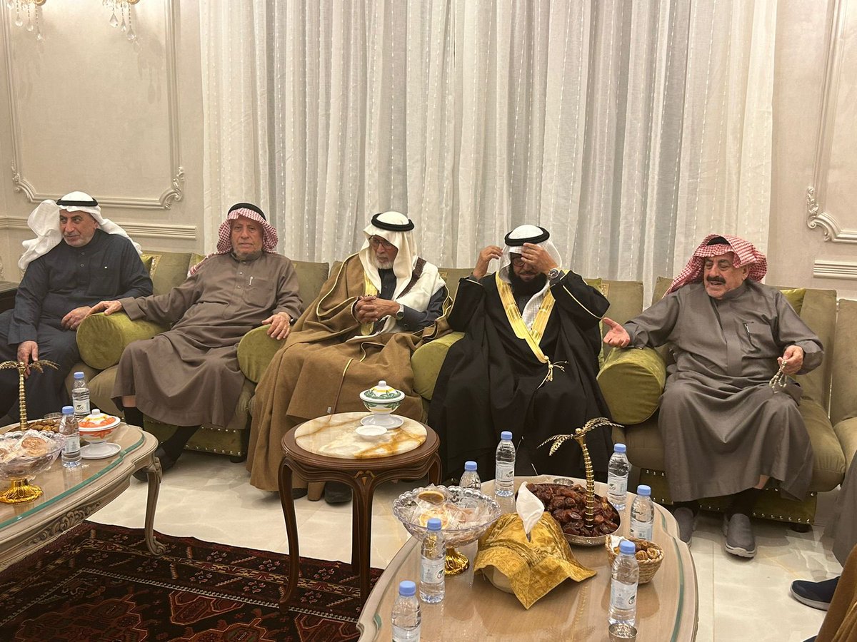alakeelfund's tweet photo. جانب من اجتماع اسرة العقيل في المنطقة الشرقية (عيون الجواء) https://t.co/yaXfJiKZPI