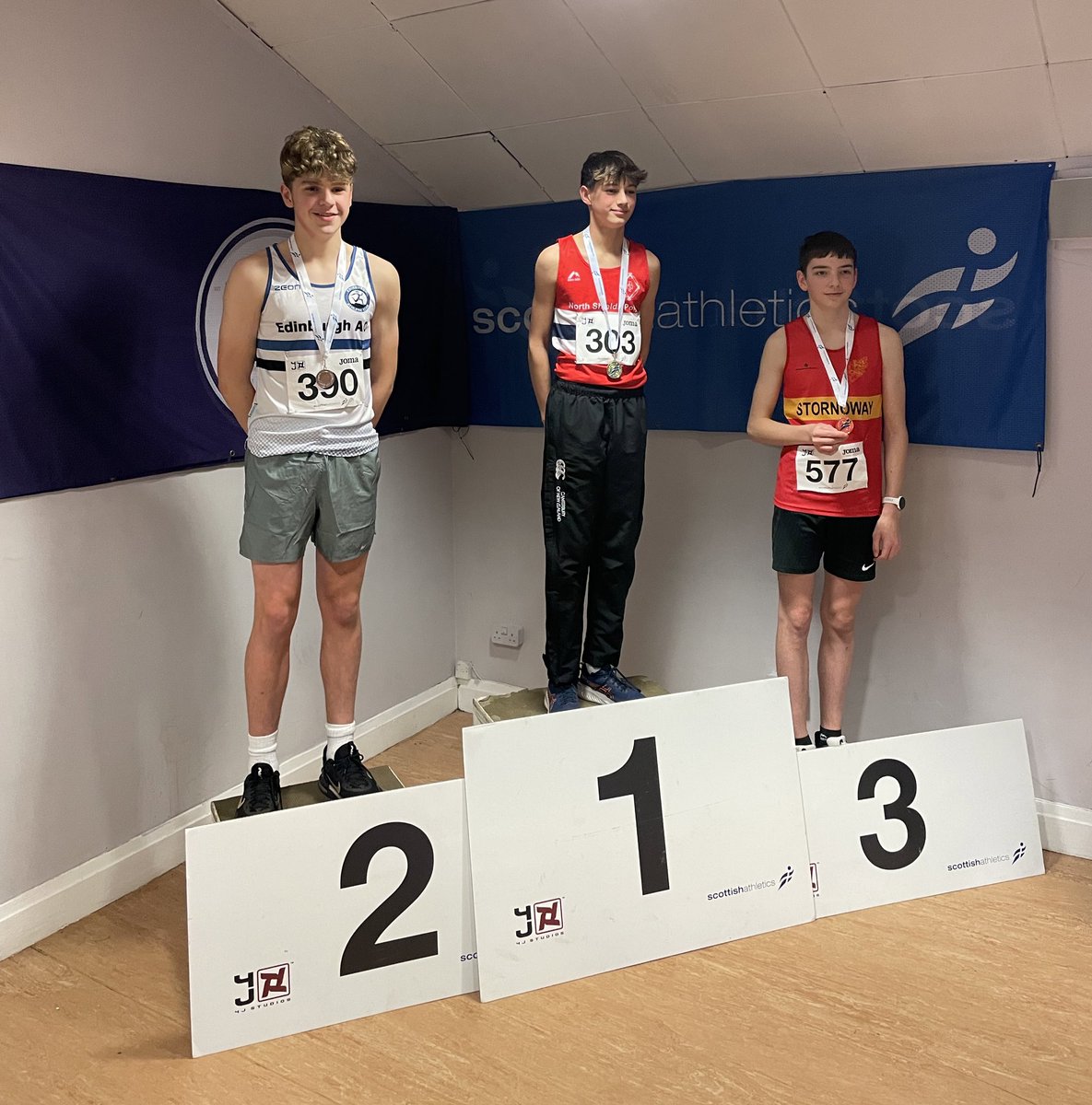 Strong start to the Scottish indoor age group championships this weekend. Two medals in the u15 boys high jump. 🥈 For Hamish with an =iPB. 🥉 For James. Congratulations. 🙌🏼 💪🏼 @EdinburghAC