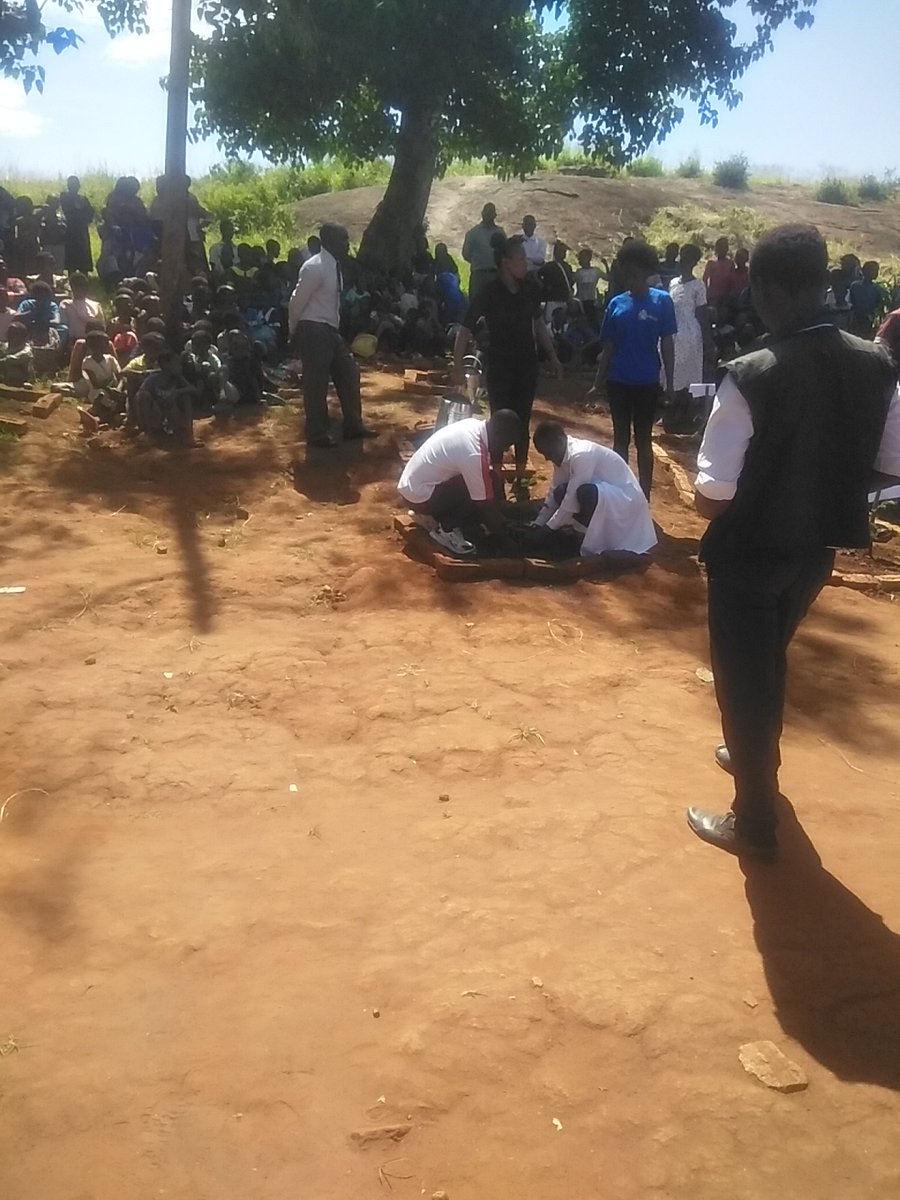 Inkosi Emmanuel Gift Mlauzi Mulangeni Xholanqa tweet media