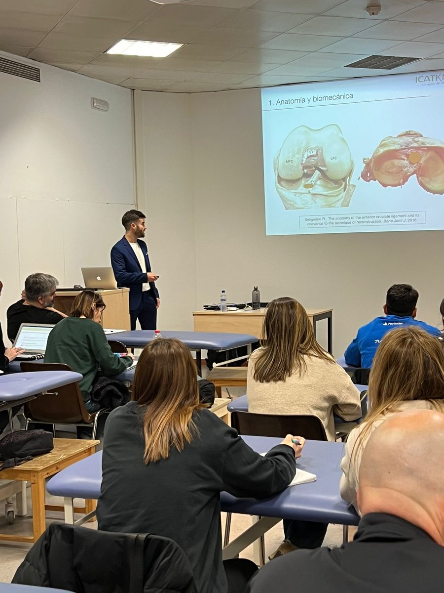 Talking about ACL at Gimbernat University (Barcelona)