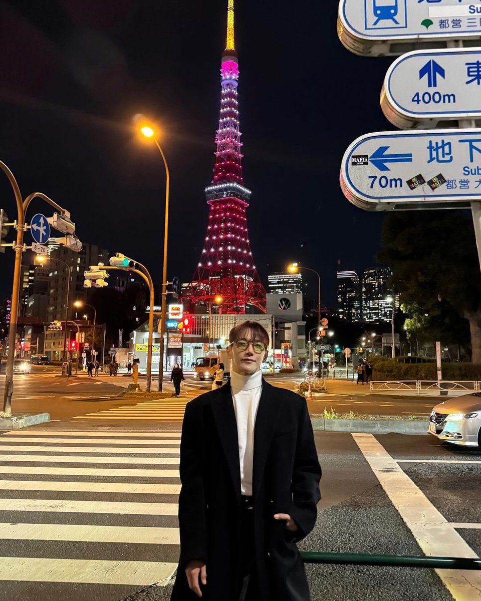 Real2PMBrasil's tweet photo. JUNSTAGRAM | 17.02.24 - Atualização do Jun. K no Instagram.
[1/3]

“Tokyo tower na minha 🤲🏻🗼

É o seu namorado aqui🫰🏻
Tive muitas dificuldades pra tirar fotos de namorado🤣🤣”

@follow_2PM #2PM #Jun_K #준케이 https://t.co/OKqN19UjW5