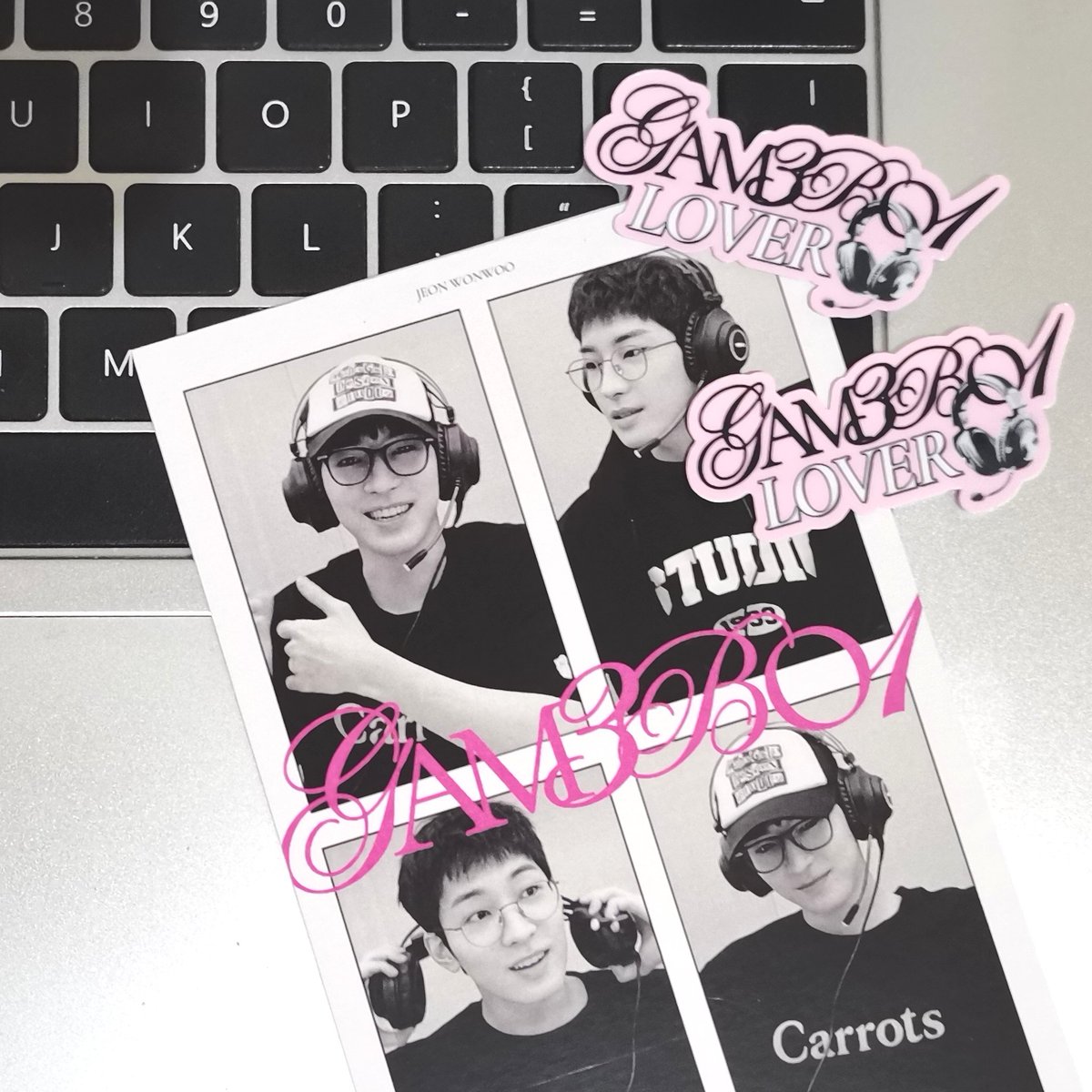 97colls's tweet image. today's pretty mail ➴ ✉