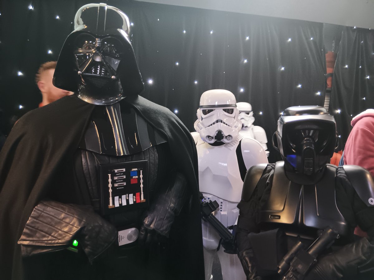 Capital sci fi con tweet media