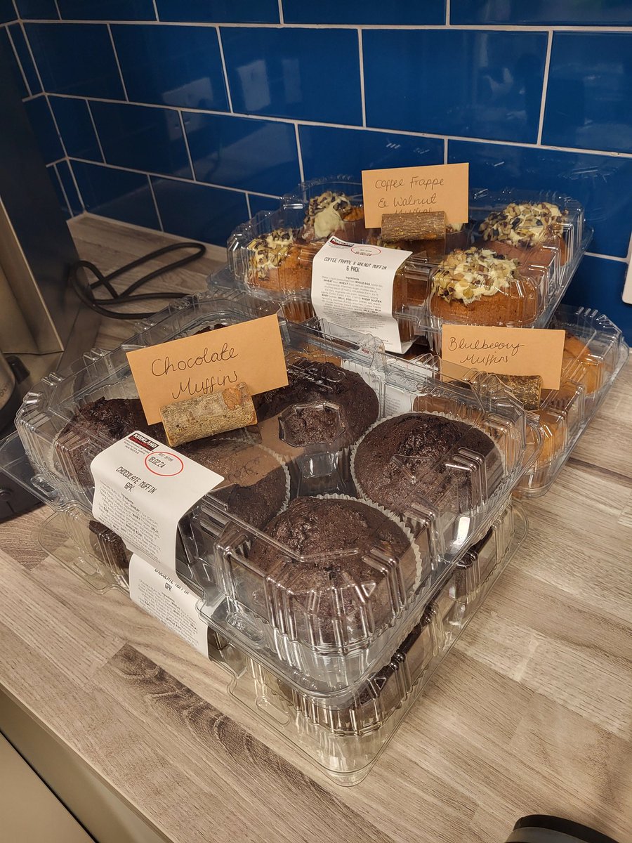 The first Focus Day of the year is here! Clergy and laity meeting together to explore what Focal Leadership means, and particularly how we work well together. 
And it's not a Lay Team event without enormous cakes (and fruit, not shown!).