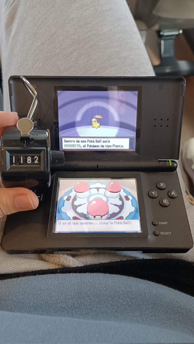 ✨SHINY CHIKORITA✨

1182 SR's (3546 SEEN)