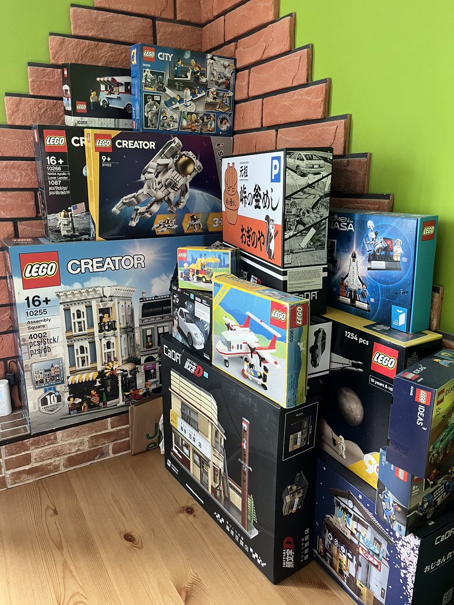 kociu91's tweet image. Ja wiem że zaraz napiszecie że mam coś z banią, jestem nienormalny itp. itd.
Ale zakładając że co niedzielę wypuszczam jedną recenzję zestawu, to mam materiału do nagrywania aż do końca grudnia 2024 roku bez kupowania nowych zestawów😅😅😅

#LEGO #Cadabricks  #Brickmania #AFOL