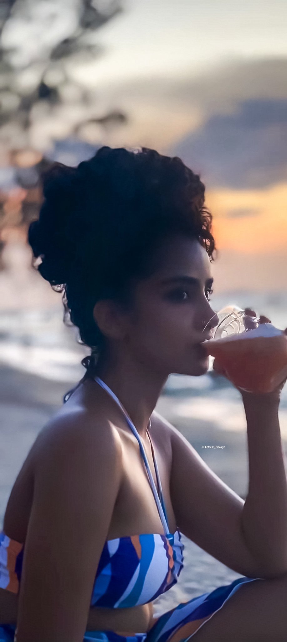 GGiQys9b0AAwTrW?format=jpg&name=large