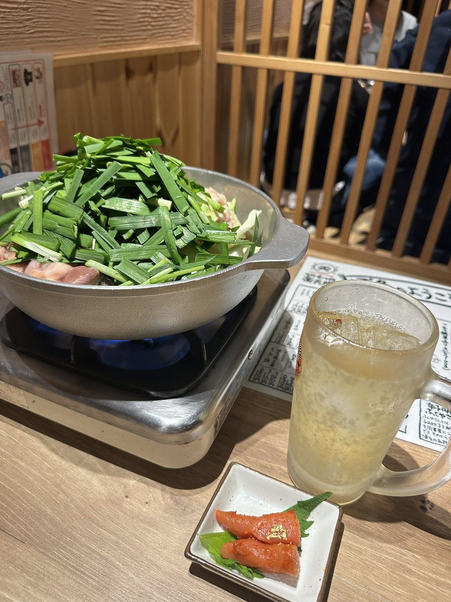 me__ei's tweet photo. 今回の福岡出張つかれたー！！
3日間で20時間くらい残業した🥹w
帰宅してから全く気力わかなくてソファーから動けない😇
洗濯とトイレ掃除したいのに… https://t.co/mXnj89tMMM