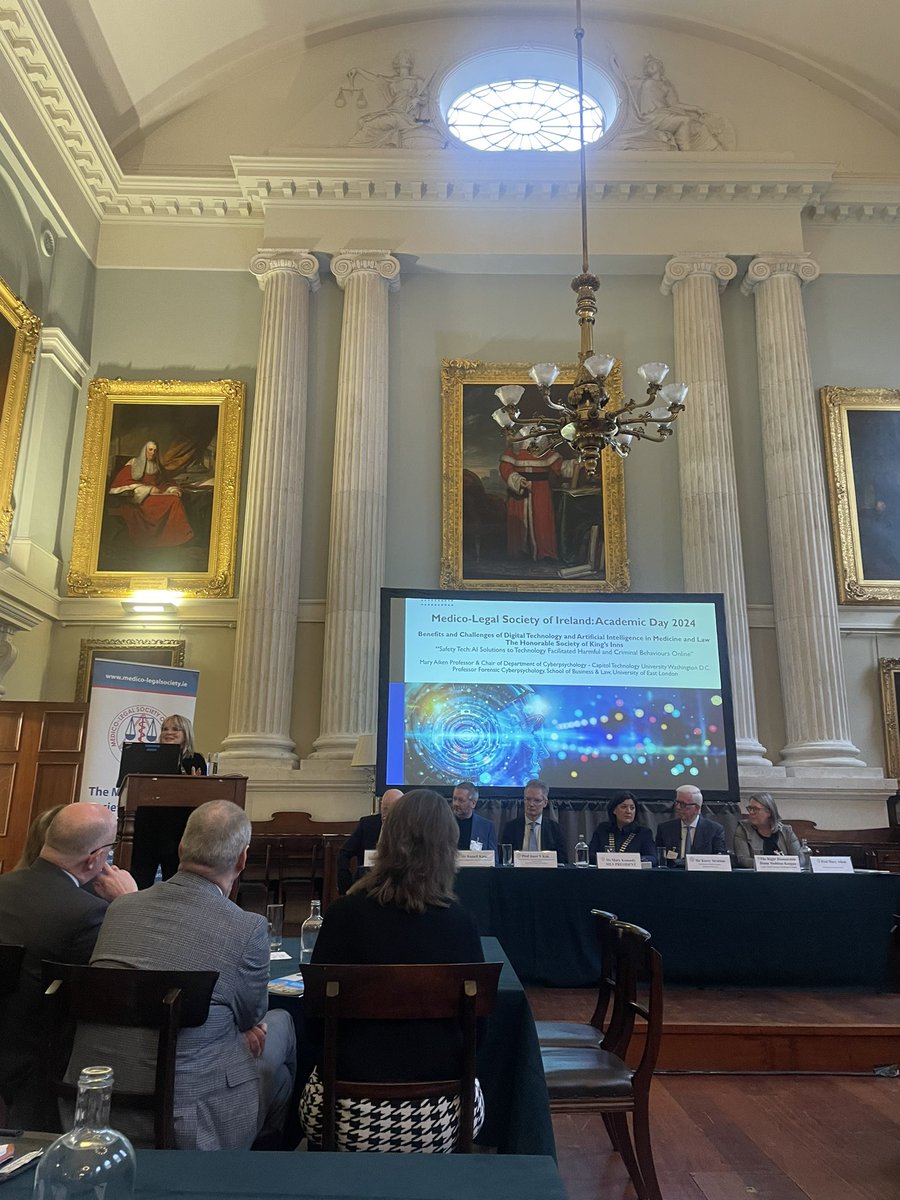 Thought provoking and superb presentation by Prof Mary Aiken @maryCyPsy at the Medicolegal society of Ireland on AI #ai #regulation #kingsinns #medicolegal @itsthatgirlsuzi