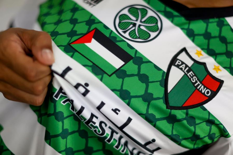 ultras_antifaa's tweet image. PHOTO | Club Deportivo Palestino who play in the top league in Chile have produced a 3rd kit in solidarity with #GreenBrigade and Celtic fans. 
The jersey is in tribute to Celtic fans and their unwaving support of the Palestinian cause.

#FreePalestine
