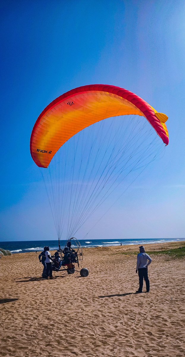 Vijay7291Vijay's tweet image. LOADING..... 😎😍💥🔥
#Paramotoring
#ECR
#AdventureSkyRide