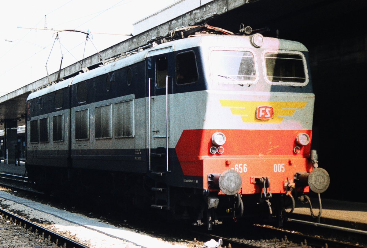 ja819061's tweet photo. ＃E656　　#ローマテルミニ駅 https://t.co/QhNmkuwpOa