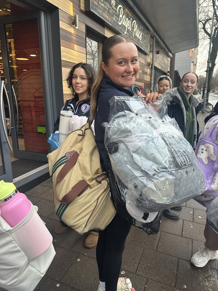 Bobbie is kitted out for her first day of school #cardiffcomp2024