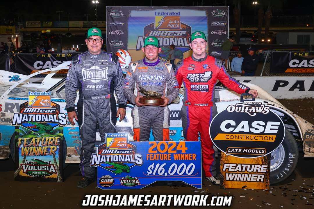 Congratulations Devin Moran and crew on last night's win at Volusia!

Another Willy's Super Bowl top 3 with Chris Madden and Bobby Pierce finishing 2nd and 3rd!

#teamwillys #willyssuperbowls #ChoiceOfChampions #runoneorfollowone