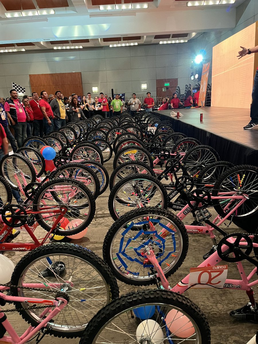 Fofeando en Bici tweet media