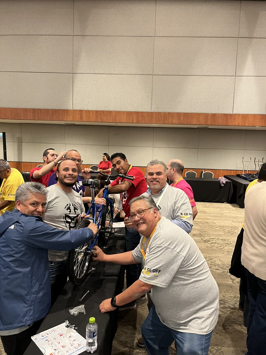 Fofeando en Bici tweet media