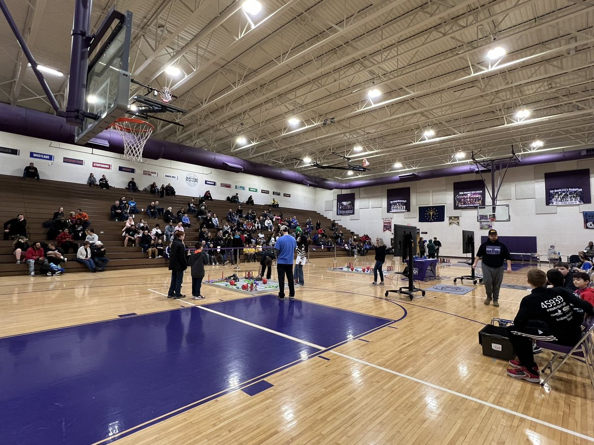 Lynhurst is hosting a robotics competition today. We are already in full swing! #wearewayne @LHCWilson @Damon6961