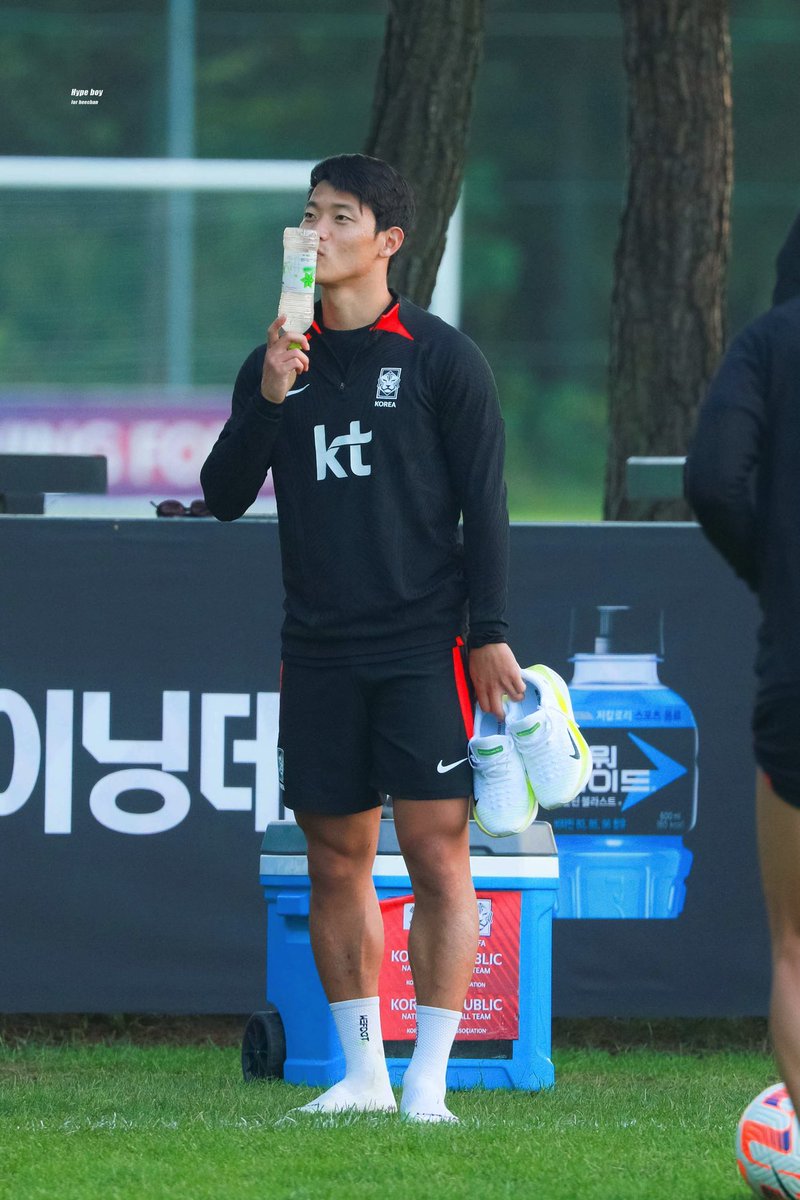 황희찬.
깜찍하니까
행운이 깃들거다