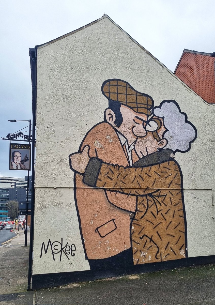 'The Snog' by @PeteMcKee on the side of @FagansSheff. #Sheffield icons.