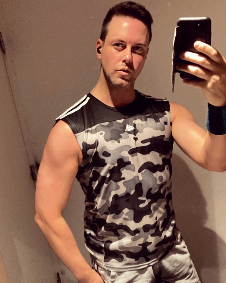 TomLeeBE's tweet photo. Wet π¦π§πππͺπ½π³οΈβπ
#tomlee #tom #lee #dancer #performer #artist #disco #dance #ttv #twitch #affiliate #twitchaffiliate #gay #gayboy #gayman #gaymer #gayguy #gaygym #gym #gymunicorn #fitness #fy #fyp #foryou #cardio #sweat #cardioday #summerbodyrendering #summerbodyinprogress π¦ https://t.co/8Q4mAAA22a