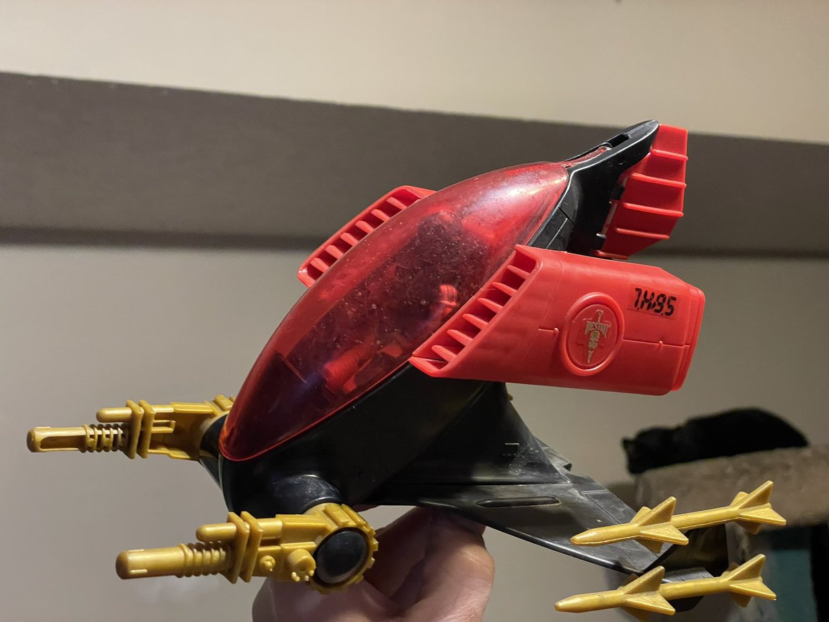 dtkordish's tweet image. “Now this - this is more like it. Sleek, elegant, responsive, feels perfectly natural. A much more suitable substitute as I await my #Roboskull MKII to reach completion. MARS Industries builds remarkable machines”
#Skeletron #WolfTrooper #ActionForce #GIJoe #oring