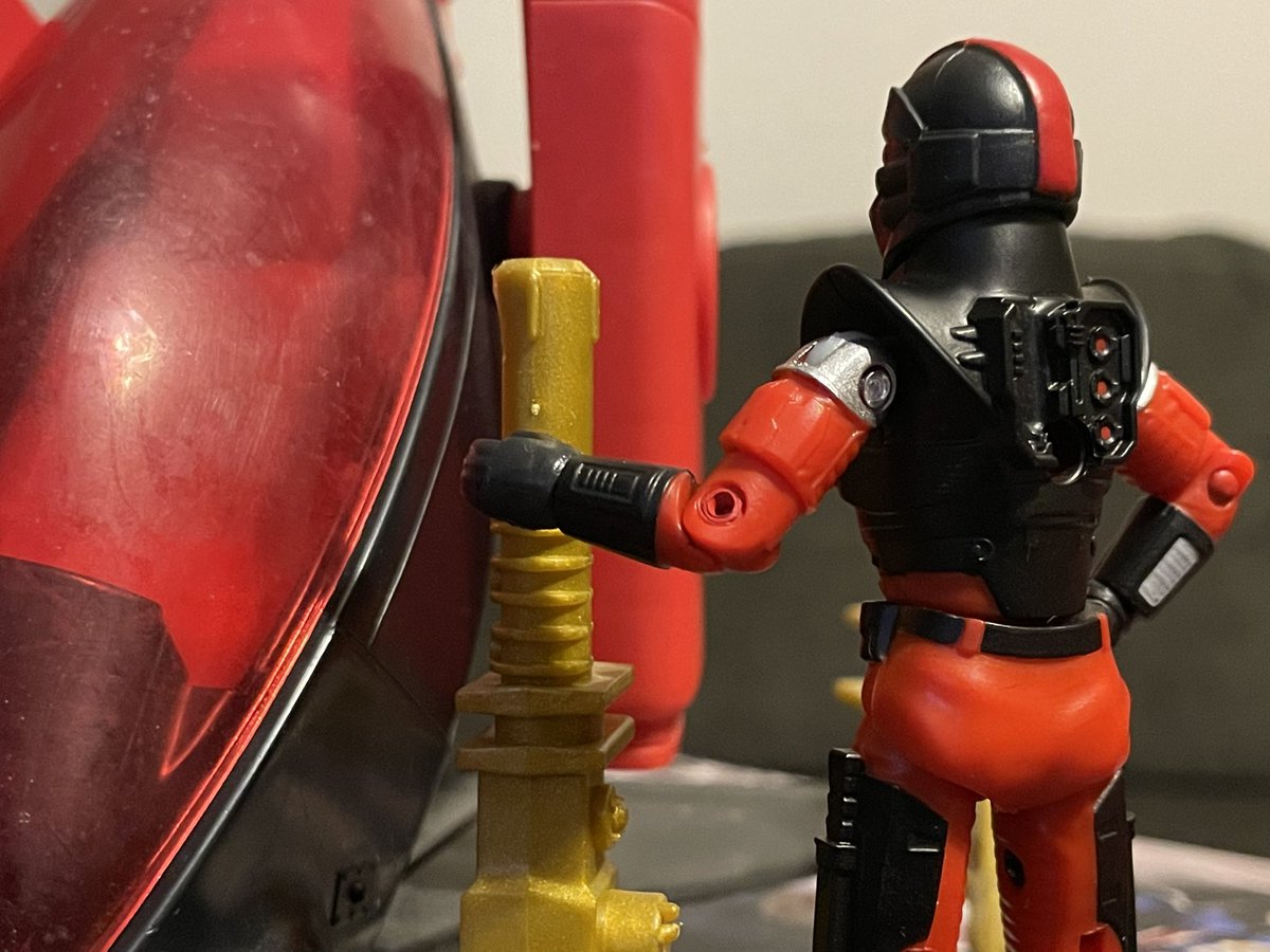 dtkordish's tweet image. “Now this - this is more like it. Sleek, elegant, responsive, feels perfectly natural. A much more suitable substitute as I await my #Roboskull MKII to reach completion. MARS Industries builds remarkable machines”
#Skeletron #WolfTrooper #ActionForce #GIJoe #oring